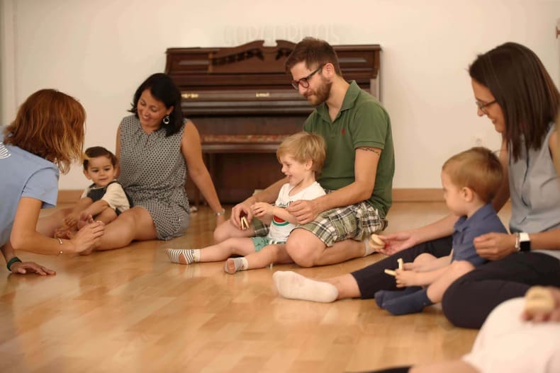 ¿Puede la música fortalece el vínculo entre padres e hijos?